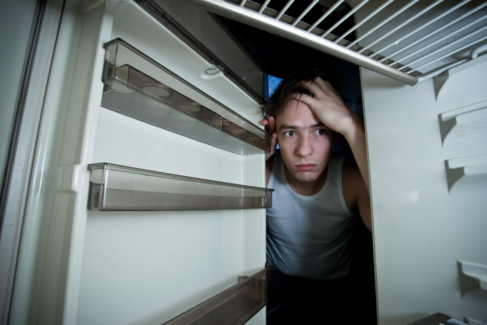 Como Drenar Agua Acumulada na Geladeira
