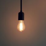 Como resolver lampadas que queimam com frequencia