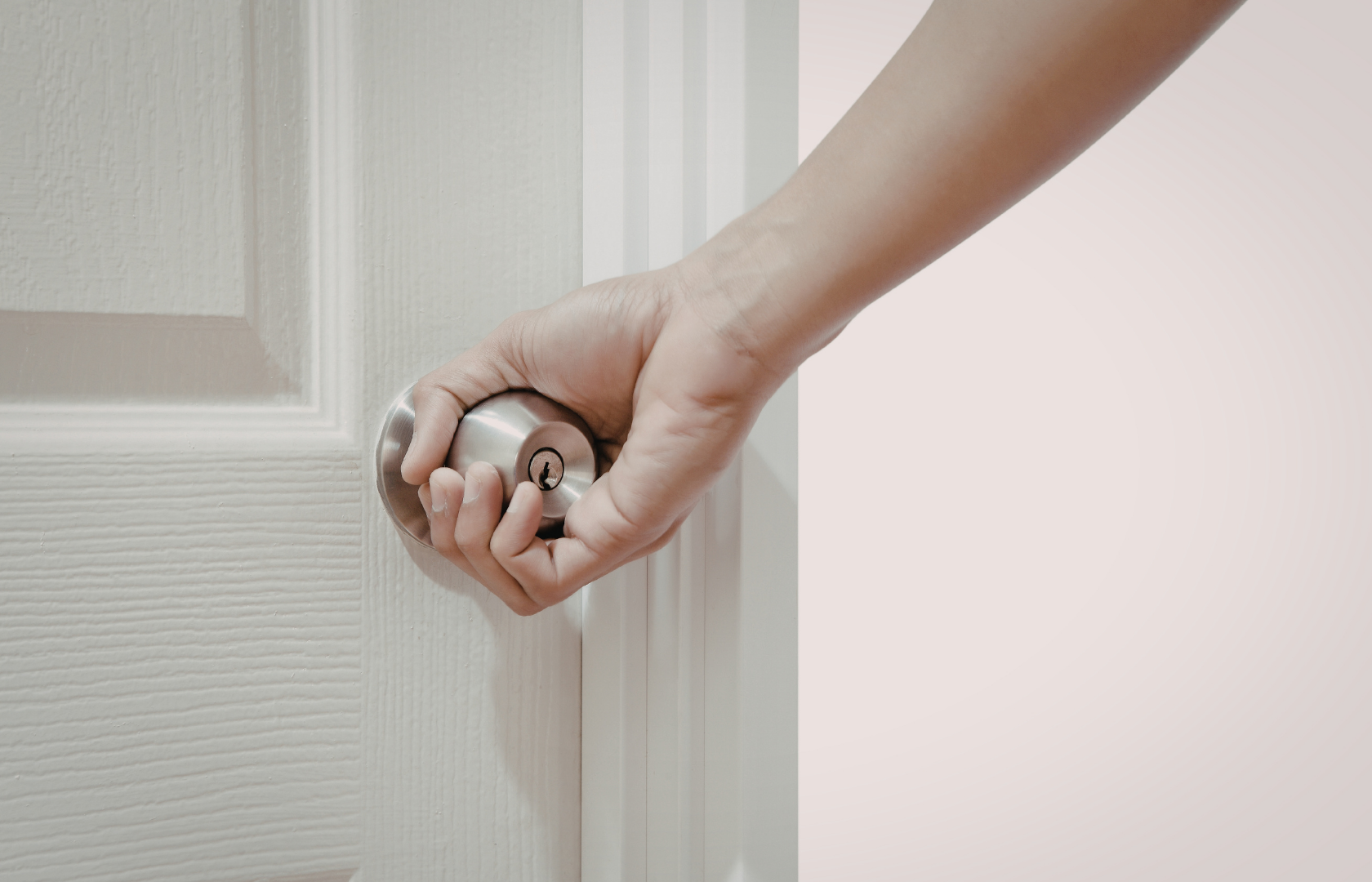 Porta nao fecha direito o que pode ser